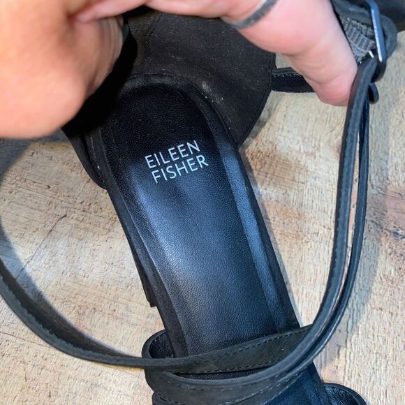 EILEEN FISHER SUEDE LEATHER STRAPPY EDGY CLASSIC BLOCK HEELS Sandals - Picture 10 of 15